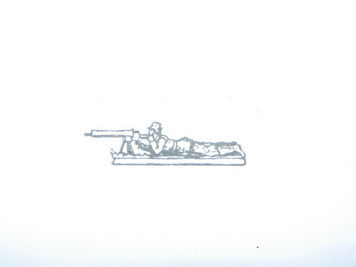 Deutscher Stahlhelm Soldat liegend mit MG 30mm